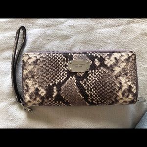 Snakeskin Micheal Kors wallet/wristlet